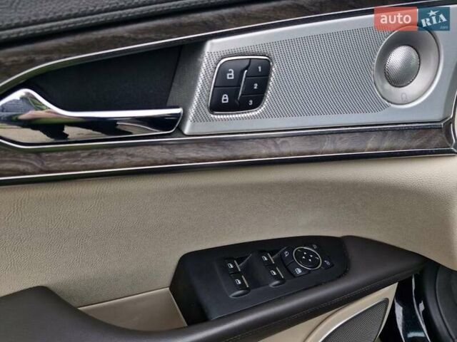 Черный Линкольн Nautilus, объемом двигателя 2 л и пробегом 70 тыс. км за 24999 $, фото 12 на Automoto.ua