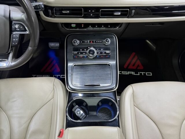 Черный Линкольн Nautilus, объемом двигателя 2 л и пробегом 107 тыс. км за 24900 $, фото 22 на Automoto.ua