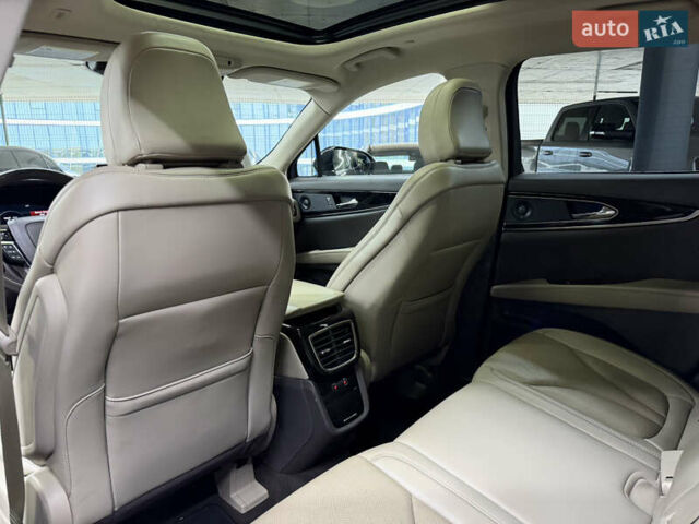 Чорний Лінкольн Nautilus, об'ємом двигуна 2 л та пробігом 107 тис. км за 24900 $, фото 22 на Automoto.ua