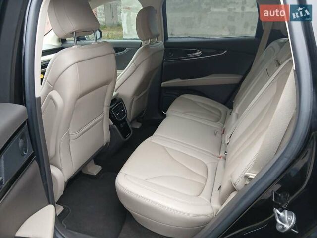 Линкольн Nautilus 2021 в Харькове на Automoto.ua Черный Линкольн Nautilus, объемом двигателя 2 л и пробегом 55 тыс. км за 24900 $, фото 15 на Automoto.ua