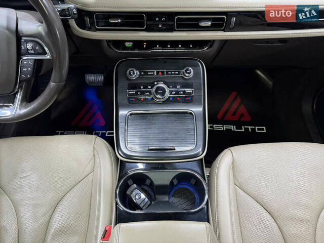 Чорний Лінкольн Nautilus, об'ємом двигуна 2 л та пробігом 107 тис. км за 24900 $, фото 27 на Automoto.ua