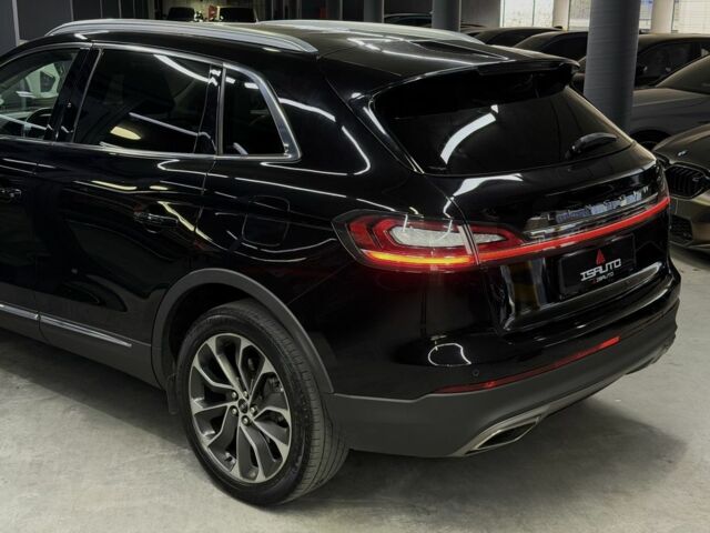 Черный Линкольн Nautilus, объемом двигателя 2 л и пробегом 107 тыс. км за 24900 $, фото 13 на Automoto.ua