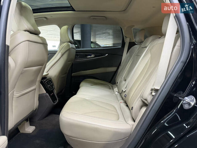 Чорний Лінкольн Nautilus, об'ємом двигуна 2 л та пробігом 107 тис. км за 24900 $, фото 23 на Automoto.ua