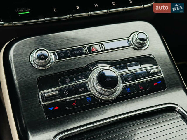 Черный Линкольн Nautilus, объемом двигателя 2 л и пробегом 55 тыс. км за 23500 $, фото 34 на Automoto.ua