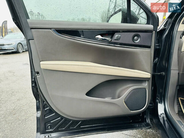 Черный Линкольн Nautilus, объемом двигателя 2 л и пробегом 55 тыс. км за 23500 $, фото 15 на Automoto.ua