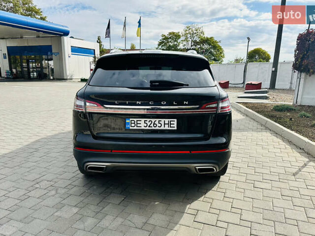 Черный Линкольн Nautilus, объемом двигателя 2 л и пробегом 104 тыс. км за 26800 $, фото 6 на Automoto.ua