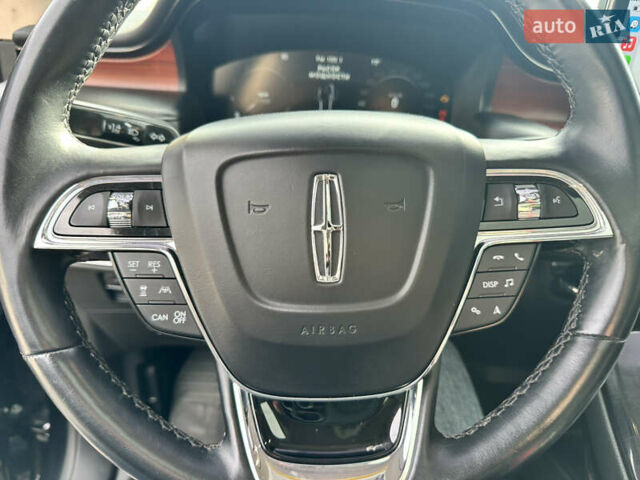Черный Линкольн Nautilus, объемом двигателя 2 л и пробегом 104 тыс. км за 26800 $, фото 8 на Automoto.ua