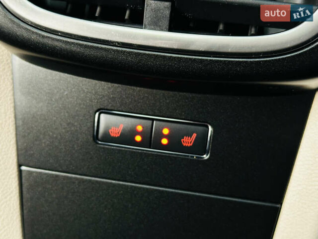 Коричневый Линкольн Nautilus, объемом двигателя 2.69 л и пробегом 77 тыс. км за 24500 $, фото 20 на Automoto.ua