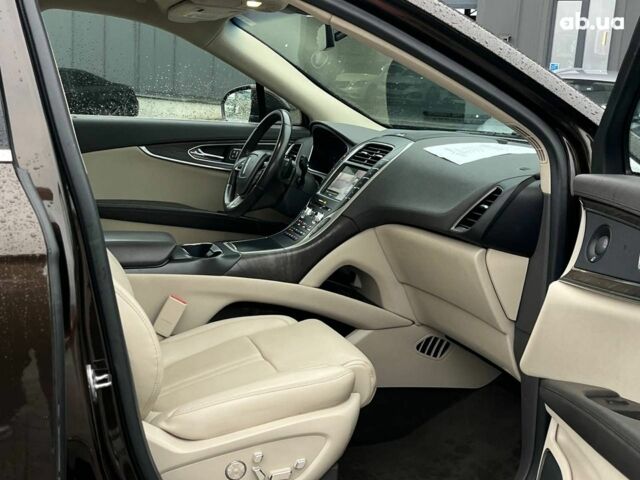 Коричневый Линкольн Nautilus, объемом двигателя 2.7 л и пробегом 95 тыс. км за 34690 $, фото 16 на Automoto.ua
