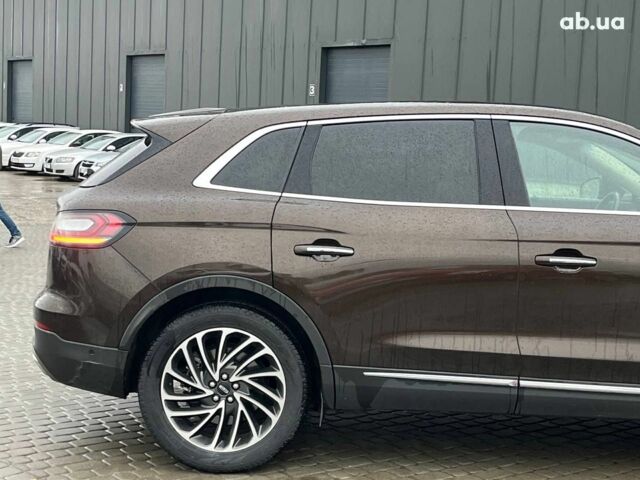 Коричневый Линкольн Nautilus, объемом двигателя 2.7 л и пробегом 95 тыс. км за 34690 $, фото 6 на Automoto.ua