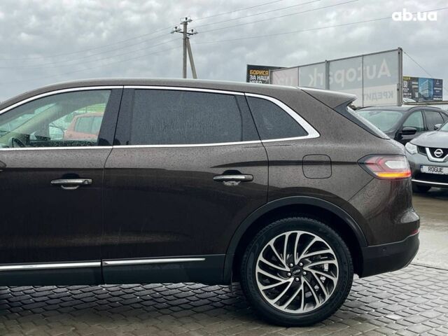 Коричневый Линкольн Nautilus, объемом двигателя 2.7 л и пробегом 95 тыс. км за 34690 $, фото 2 на Automoto.ua