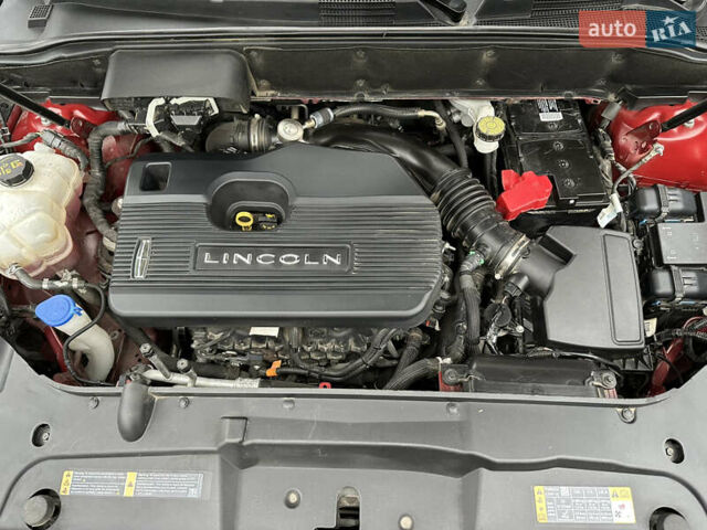 Красный Линкольн Nautilus, объемом двигателя 2 л и пробегом 127 тыс. км за 21300 $, фото 4 на Automoto.ua