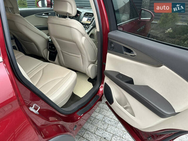 Красный Линкольн Nautilus, объемом двигателя 2 л и пробегом 127 тыс. км за 21300 $, фото 16 на Automoto.ua