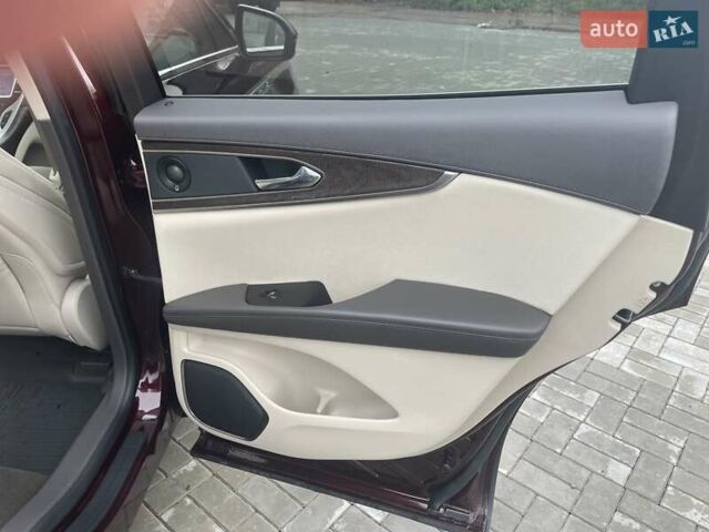 Красный Линкольн Nautilus, объемом двигателя 2.69 л и пробегом 110 тыс. км за 23500 $, фото 35 на Automoto.ua