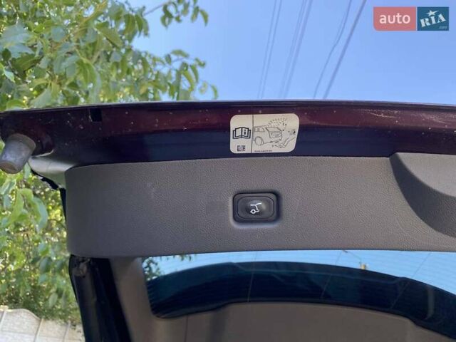 Красный Линкольн Nautilus, объемом двигателя 2 л и пробегом 43 тыс. км за 24200 $, фото 5 на Automoto.ua