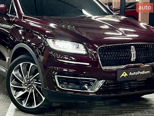 Красный Линкольн Nautilus, объемом двигателя 2.69 л и пробегом 84 тыс. км за 28000 $, фото 1 на Automoto.ua