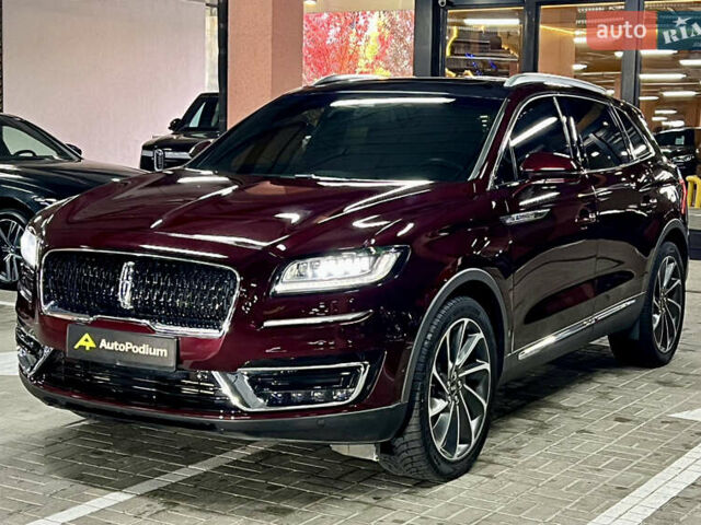 Красный Линкольн Nautilus, объемом двигателя 2.69 л и пробегом 84 тыс. км за 28000 $, фото 4 на Automoto.ua