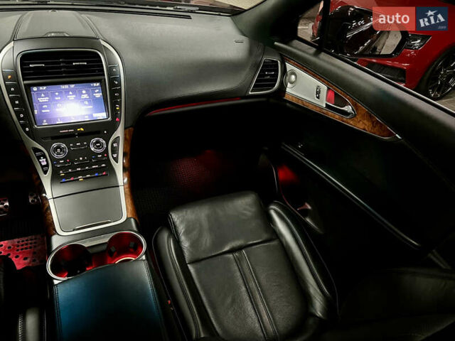 Красный Линкольн Nautilus, объемом двигателя 2.69 л и пробегом 84 тыс. км за 28000 $, фото 31 на Automoto.ua