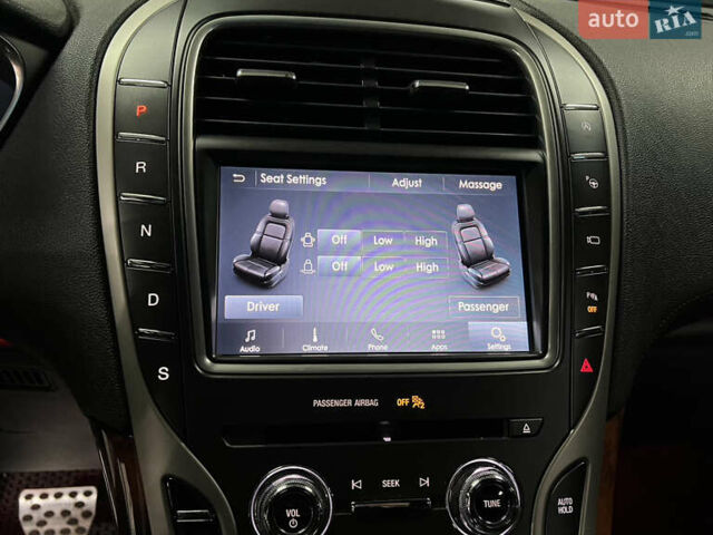 Красный Линкольн Nautilus, объемом двигателя 2.69 л и пробегом 84 тыс. км за 28000 $, фото 35 на Automoto.ua