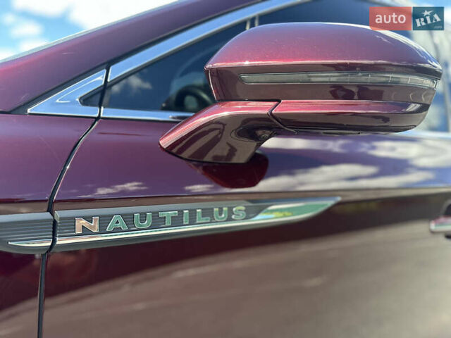 Красный Линкольн Nautilus, объемом двигателя 2.69 л и пробегом 84 тыс. км за 30500 $, фото 9 на Automoto.ua