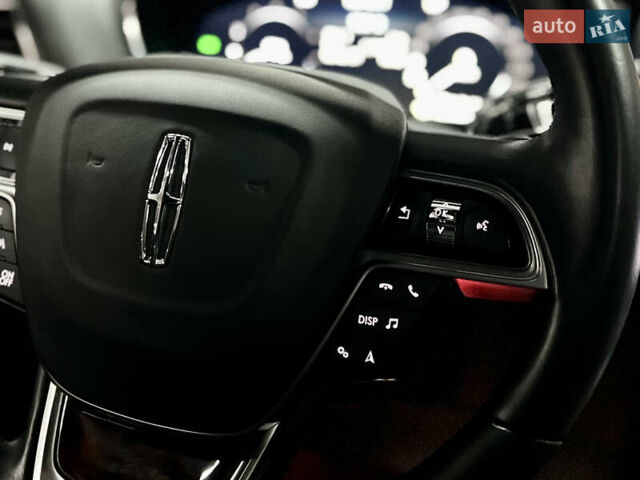 Красный Линкольн Nautilus, объемом двигателя 2.69 л и пробегом 84 тыс. км за 28000 $, фото 26 на Automoto.ua