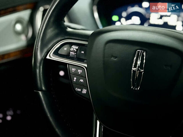 Красный Линкольн Nautilus, объемом двигателя 2.69 л и пробегом 84 тыс. км за 28000 $, фото 25 на Automoto.ua