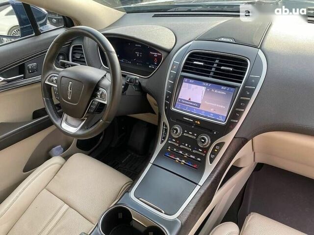 Линкольн Nautilus, объемом двигателя 2.7 л и пробегом 26 тыс. км за 36500 $, фото 8 на Automoto.ua
