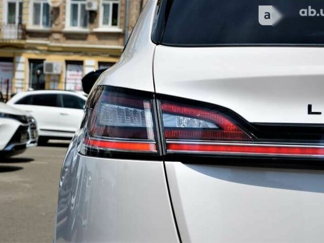 Линкольн Nautilus, объемом двигателя 2.7 л и пробегом 32 тыс. км за 40999 $, фото 21 на Automoto.ua