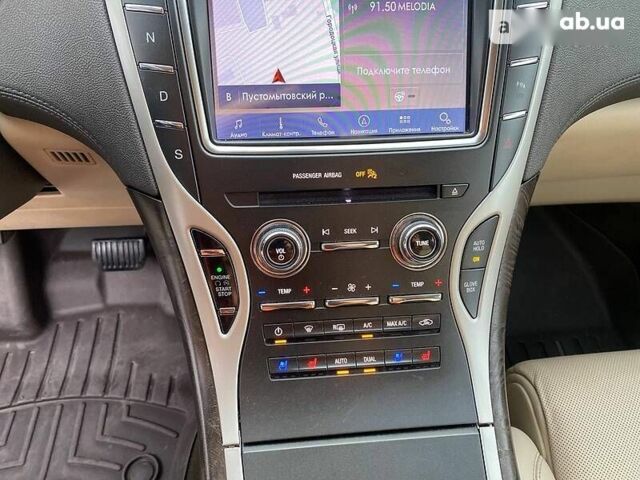 Линкольн Nautilus, объемом двигателя 2.7 л и пробегом 26 тыс. км за 36500 $, фото 16 на Automoto.ua