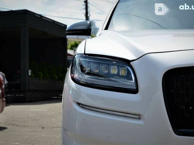 Линкольн Nautilus, объемом двигателя 2.7 л и пробегом 32 тыс. км за 40999 $, фото 14 на Automoto.ua