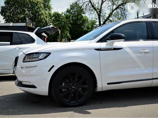 Линкольн Nautilus, объемом двигателя 2.7 л и пробегом 32 тыс. км за 40999 $, фото 6 на Automoto.ua