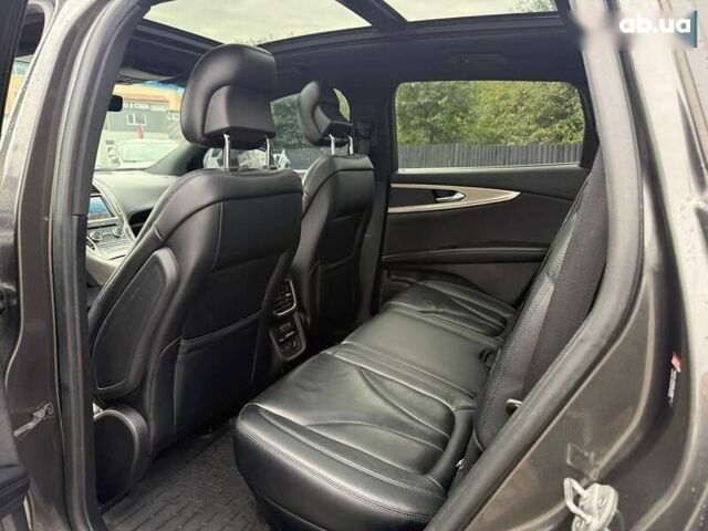 Лінкольн Nautilus, об'ємом двигуна 2 л та пробігом 171 тис. км за 16500 $, фото 6 на Automoto.ua