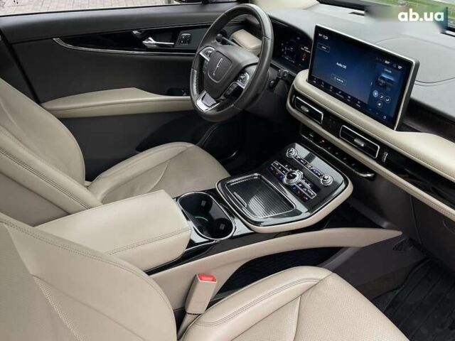 Линкольн Nautilus, объемом двигателя 2 л и пробегом 55 тыс. км за 29900 $, фото 29 на Automoto.ua