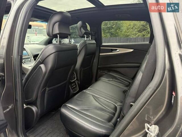 Лінкольн Nautilus 2018 у Луцьку на Automoto.ua Сірий Лінкольн Nautilus, об'ємом двигуна 2 л та пробігом 171 тис. км за 16500 $, фото 6 на Automoto.ua