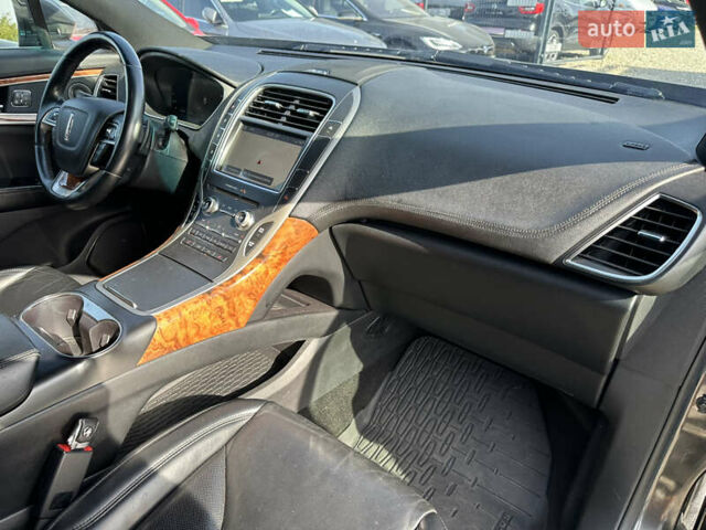 Серый Линкольн Nautilus, объемом двигателя 2 л и пробегом 63 тыс. км за 25900 $, фото 29 на Automoto.ua