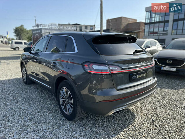 Серый Линкольн Nautilus, объемом двигателя 2 л и пробегом 63 тыс. км за 25900 $, фото 7 на Automoto.ua