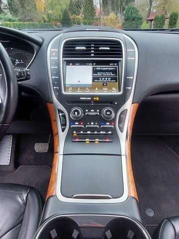 Серый Линкольн Nautilus, объемом двигателя 2 л и пробегом 33 тыс. км за 21700 $, фото 11 на Automoto.ua