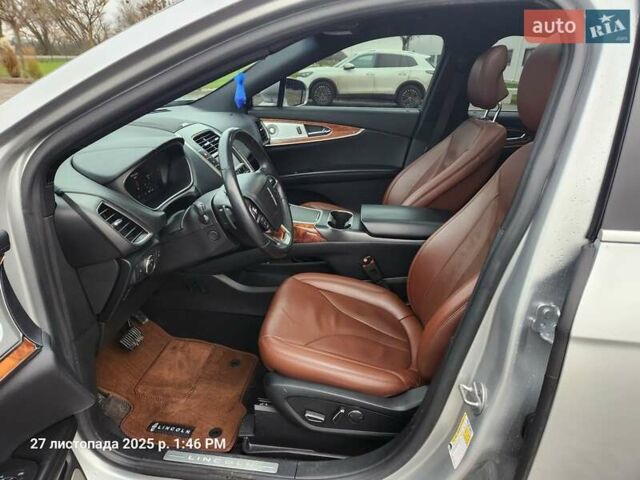 Серый Линкольн Nautilus, объемом двигателя 2.69 л и пробегом 150 тыс. км за 24500 $, фото 13 на Automoto.ua