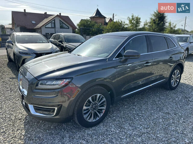 Серый Линкольн Nautilus, объемом двигателя 2 л и пробегом 63 тыс. км за 25900 $, фото 6 на Automoto.ua