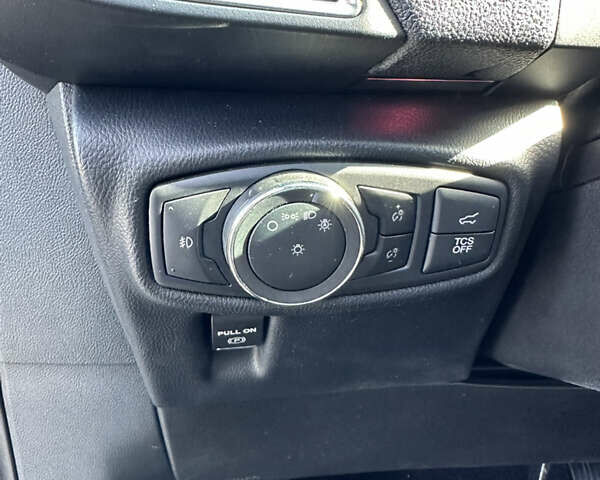 Серый Линкольн Nautilus, объемом двигателя 2 л и пробегом 63 тыс. км за 25900 $, фото 18 на Automoto.ua