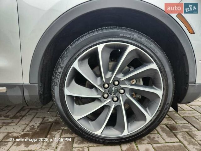 Серый Линкольн Nautilus, объемом двигателя 2.69 л и пробегом 150 тыс. км за 24500 $, фото 6 на Automoto.ua