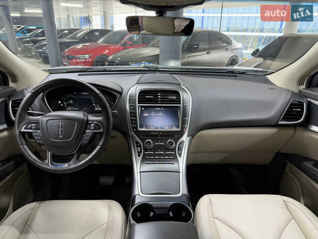 Серый Линкольн Nautilus, объемом двигателя 2 л и пробегом 153 тыс. км за 19900 $, фото 25 на Automoto.ua