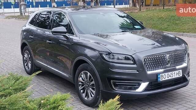 Серый Линкольн Nautilus, объемом двигателя 2 л и пробегом 33 тыс. км за 21700 $, фото 9 на Automoto.ua