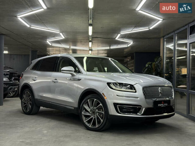 Серый Линкольн Nautilus, объемом двигателя 2 л и пробегом 153 тыс. км за 19900 $, фото 1 на Automoto.ua