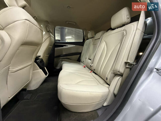 Серый Линкольн Nautilus, объемом двигателя 2 л и пробегом 153 тыс. км за 19900 $, фото 21 на Automoto.ua
