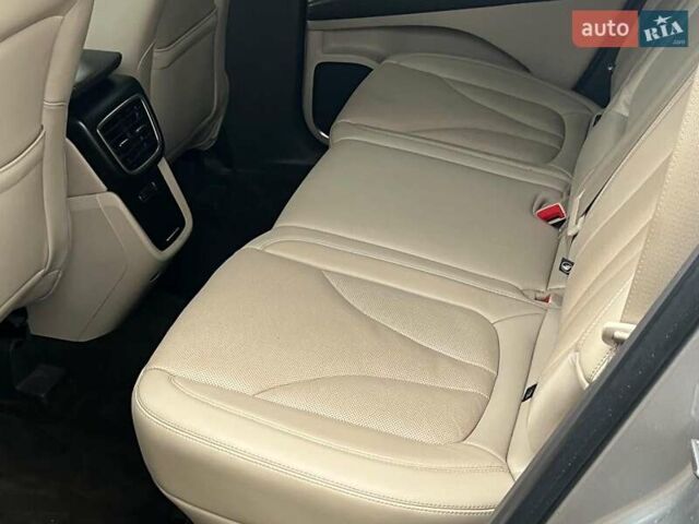 Серый Линкольн Nautilus, объемом двигателя 2 л и пробегом 61 тыс. км за 24990 $, фото 27 на Automoto.ua