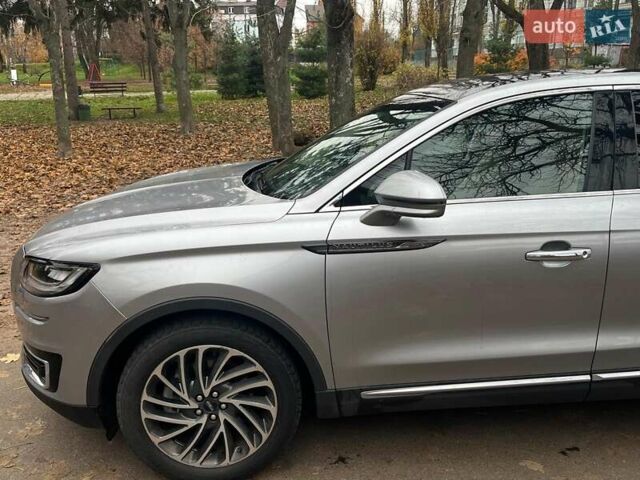 Серый Линкольн Nautilus, объемом двигателя 2 л и пробегом 61 тыс. км за 24990 $, фото 7 на Automoto.ua