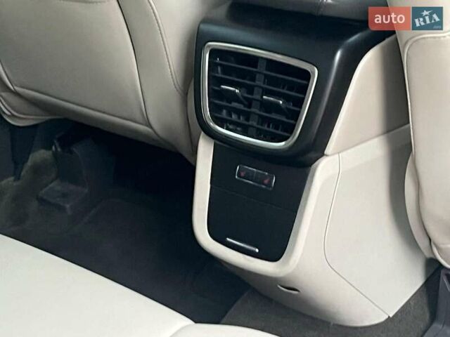 Серый Линкольн Nautilus, объемом двигателя 2 л и пробегом 61 тыс. км за 24990 $, фото 23 на Automoto.ua