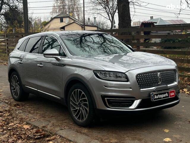 Серый Линкольн Nautilus, объемом двигателя 2 л и пробегом 61 тыс. км за 24990 $, фото 2 на Automoto.ua