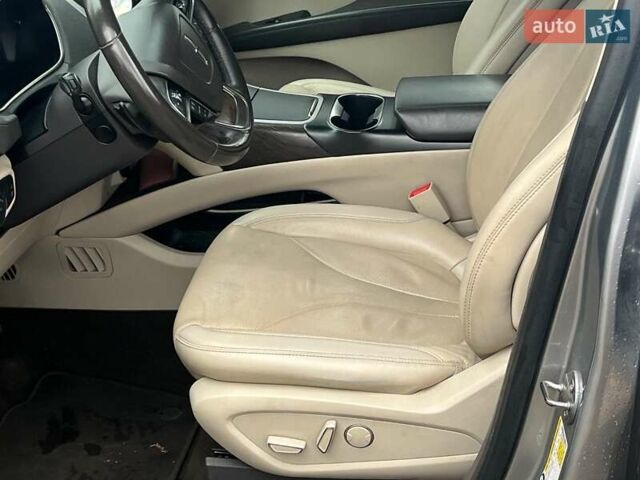 Серый Линкольн Nautilus, объемом двигателя 2 л и пробегом 61 тыс. км за 24990 $, фото 25 на Automoto.ua